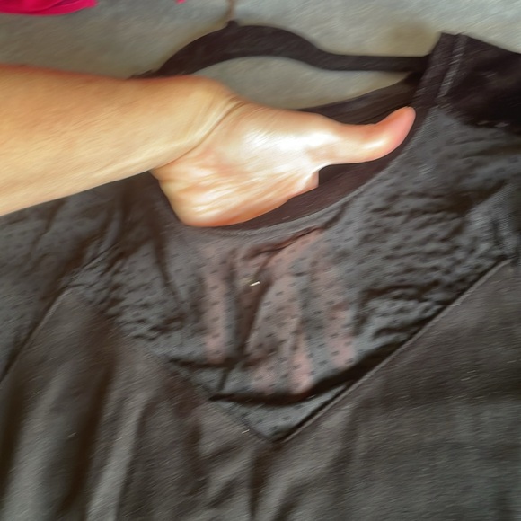 RW & Co black T shirt with sheer sleeves and velvet - Picture 8 of 10